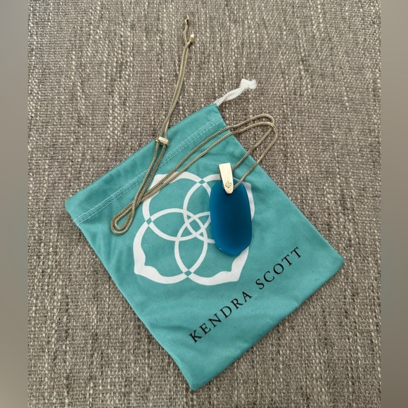 EUC - Kendra Scott Gold Inez Blue Agate Pendant Necklace - Picture 2 of 8